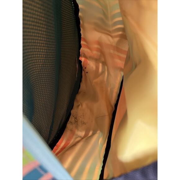 KAVU Rope Sling Backpack Brand EUC Rainbow Stripes FAST SHIPPING Colorful - Picture 6 of 9